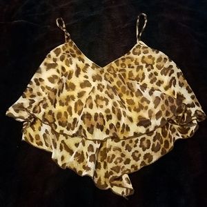 Sexy, cute leopard flowy crop top